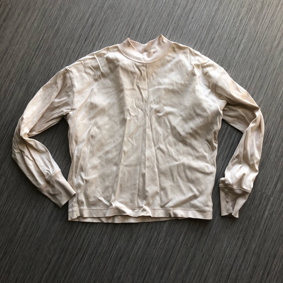 UNIQLO U CREAM MOCK NECK TOP - Picture 1 of 3